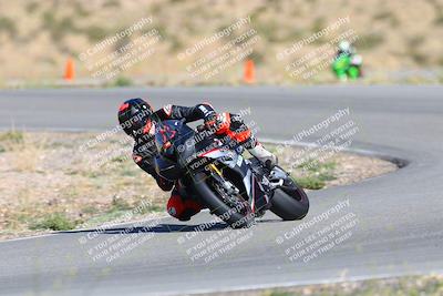 media/Oct-14-2023-TrackXperience (Sat) [[0517685739]]/Level 3/session 2 turn 4 RED FLAG/